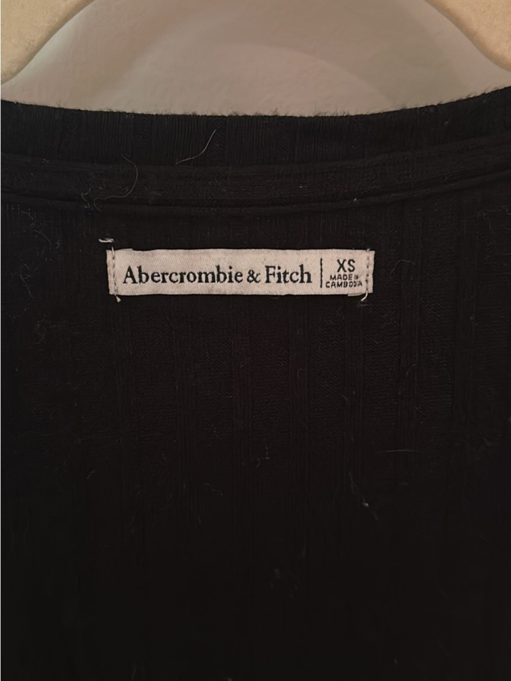Abercrombie & Fitch Black Ribbed Button-Up Cardigan - Picture 2 of 3